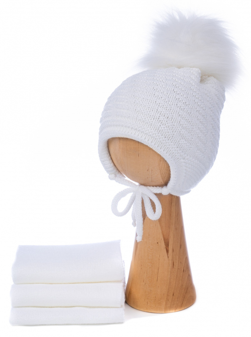 Baby hat with a scarf CZ + S 015 Baby hat with a scarf CZ + S 015