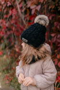 Czarna czapka zimowa z kominem dla dziewczynki
